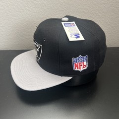 Vintage 90s Los Angeles RAIDERS Starter Shield Logo NFL Snapback Wool Hat NWT