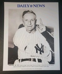 Casey Stengel 9/28/55 Daily News 2 sided Photo 2004 w/Bill Gallo Cartoon b51