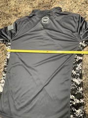 Wyoming Cowboys SALUTE TO SERVICE Pullover Windbreaker Sz Large Gray White-RARE