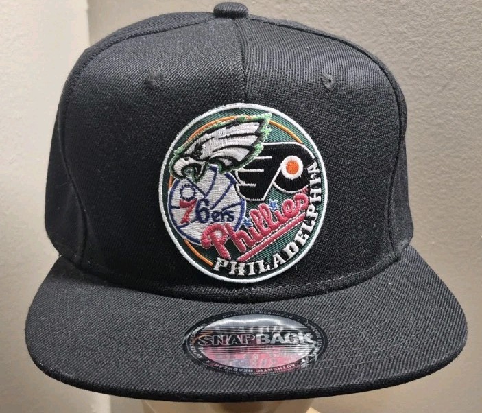 Philadelphia SPORTS FANS Flat bill Snapback Hat Black Phillies Eagles Hat/Cap