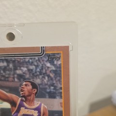 Topps 2025-26 Magic Johnson Los Angeles Lakers Gold Parallel /2025 #255