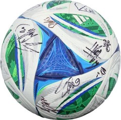 D.C. United Signed MU Soccer Ball from 2025 Season w/13 Signatures – NF70448165