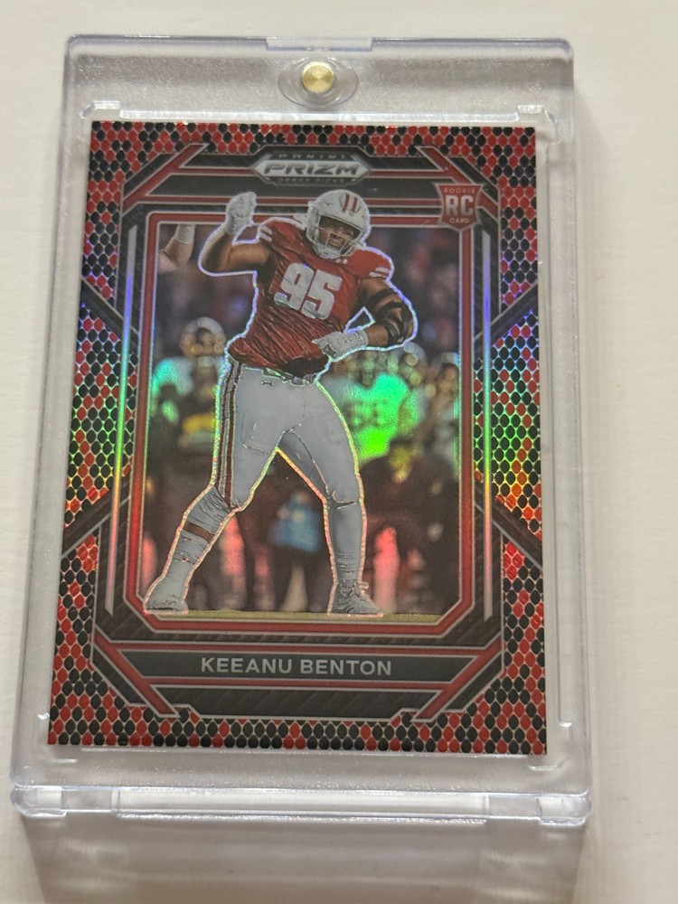 2023 Panini Prizm Draft Picks – Keeanu Benton #194 Red & Black Snake Skin (RC)