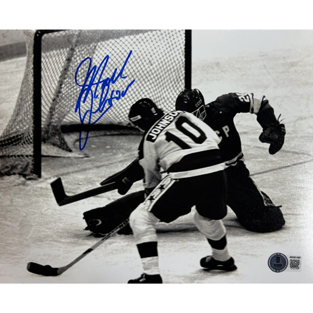 Mark Johnson Autographed Team USA 8×10 B&W Photo Miracle On Ice 1980 Beckett
