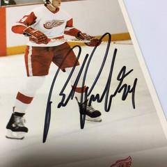 Bob Probert SIGNED Autograph Detroit Red Wings Little Caesars Photo Card 1987-88