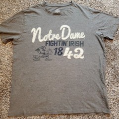 Faded Notre Dame Fightin Irish 1842 Mens Med T-Shirt Gray, Patch Rivalry Threads