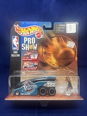 Mattel Hot Wheels Pro Show Court Collection Detroit Pistons 1:43 Scale