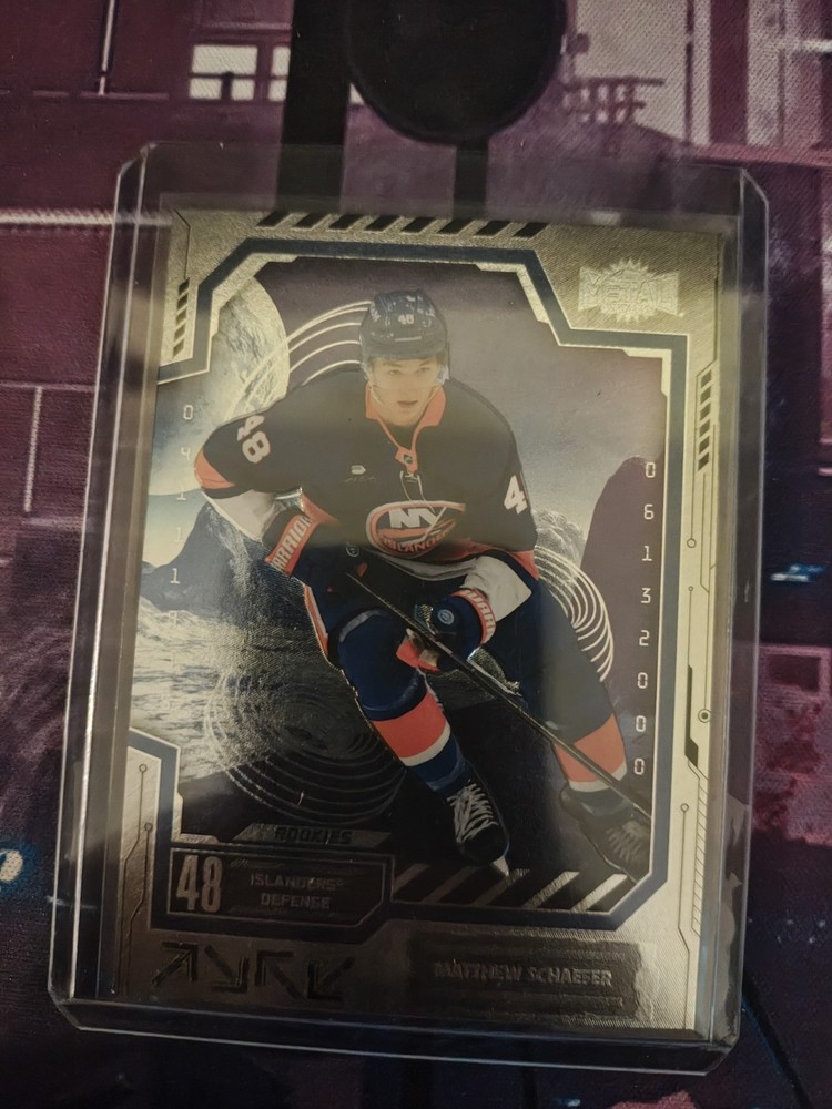 2025-26 Skybox Metal Universe – Rookies Matthew Schaefer #113 (RC)