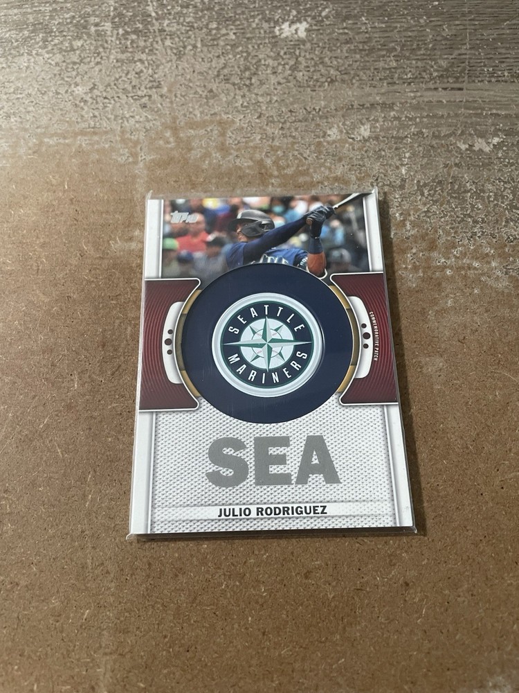 Topps 2023 Series 1 Julio Rodriguez #TLP-JR Mariners Baseball Logo Patch