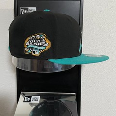 MLB – Florida Marlins 9FIFTY Adjustable Snapback Hat – New Era Cap – Black