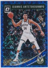 GIANNIS ANTETOKOUNMPO Milwaukee Bucks Donruss Optic RARE BLUE VELOCITY PRIZMS!