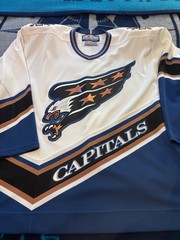 Washington Capitals CCM Center Ice Authentic Jersey 52 NHL MIC