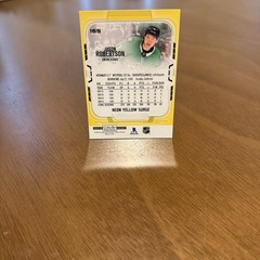 2025-26 O-Pee-Chee Platinum Neon Yellow Surge #165 Jason Robertson