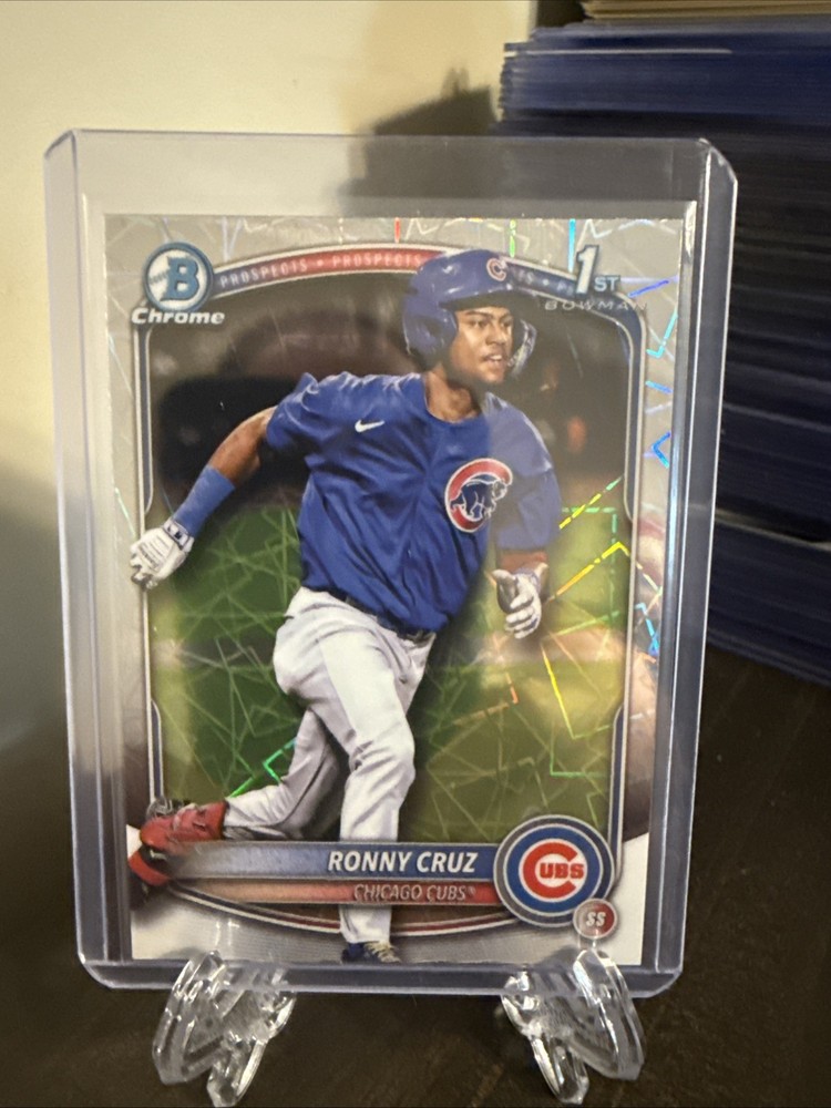 RONNY CRUZ (Chicago Cubs) 2025 BOWMAN CHROME 1ST LAZER REF CARD #BCP-213