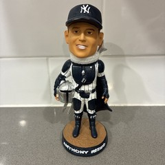 Anthony Rizzo Mandalorian New York Yankees Star Wars bobblehead Figure 2023