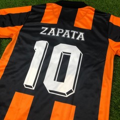 CD Aguila, Men&rsquo;s Retro Soccer Jersey, 1986-87 Sanyo, Zapata (Tallaje Americano)