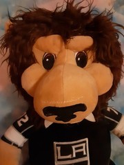NHL Los Angeles Kings BAILEY 16&Prime; Plush Mascot #72