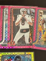 2025 Topps Chrome Football Hot Pink & Lime Green X-FRACTOR Singles + 2 Card Min!