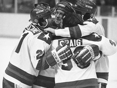 MIRACLE ON ICE TEAM USA HOCKEY 1980 OLYMPICS LAKE PLACID LARGE Herb Brooks