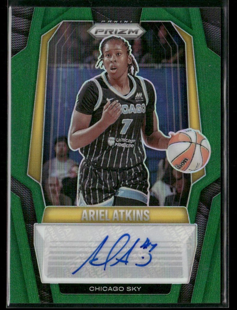 2025 Panini Prizm WNBA Ariel Atkins #SG-AA Green Prizm Signatures AUTO BB1944