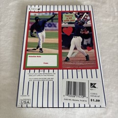 Ken Griffey Jr – 34 Foldable Valentines Cards And 48 Stickers