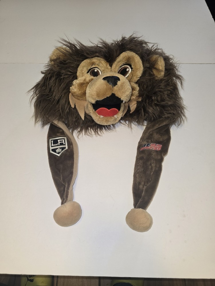 LA Kings Bailey mascot hat