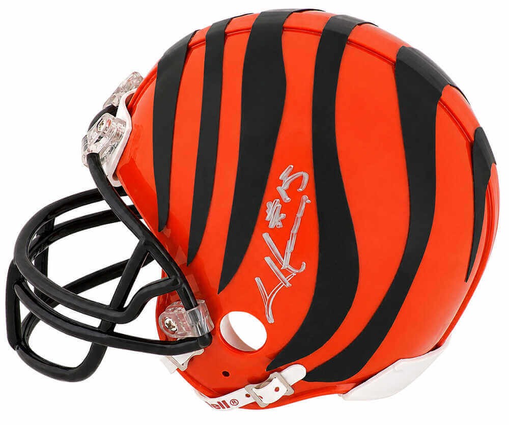 Chris Henry Signed Bengals Riddell VSR4 Mini Helmet – (Silver) – (SCHWARTZ COA)