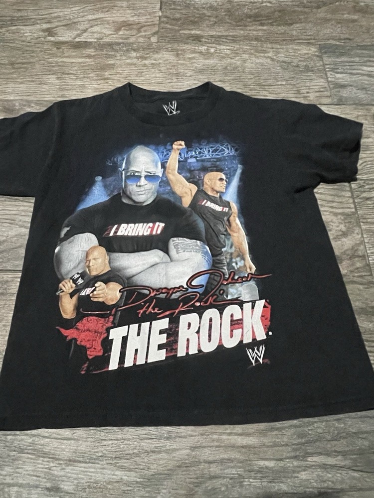 Hybrid Officially Licensed WWE The Rock Dwayne Johnson Black T-Shirt Boys 10/12
