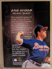 1997 Fleer SOARING STARS #8 Greg Maddux Braves Refractor HOF RARE INSERT