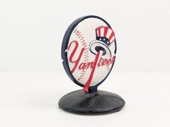 New York Yankees Logo NY Yanks Round 4.5&Prime; x 3.5&Prime; Genuine MLB Merch 2003 Vintage