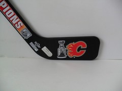 Calgary Flames Mini Stick – 2 Sticks – 2004 Confernece Champ & 1999-01 Team Auto