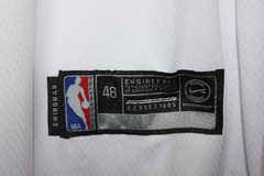 white Boston Celtics Jayson Tatum (0) stitched jersey (NWT) – adult M / 48