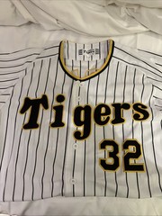 NEW 2026 MIZUNO Japan NPB HANSHIN TIGERS Baseball Jersey Home WhiteInoue #32 Lge