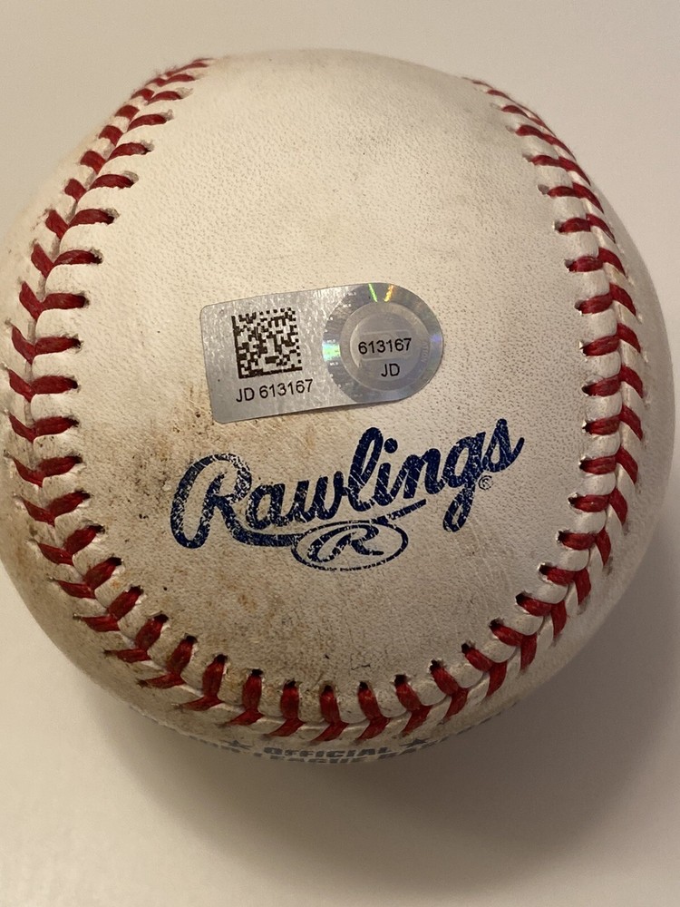 Alex Gordon 2-RBI SINGLE (Career Hit #1,599) to Ramon Laureano off Jake Diekman
