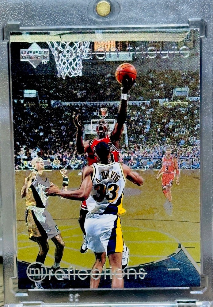 Michael Jordan Card 90’s INSERT RAINBOW HOLO FOIL RARE SSP 🔥 BULLS JERSEY #23