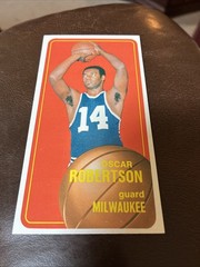 Oscar Robertson 1970 Topps #100 Milwaukee Bucks NM BEAUTY NO CREASES