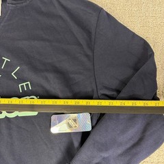 Seattle Kraken Hoodie Size L NHL Pullover Sweatshirt Black Logo Unisex Distress