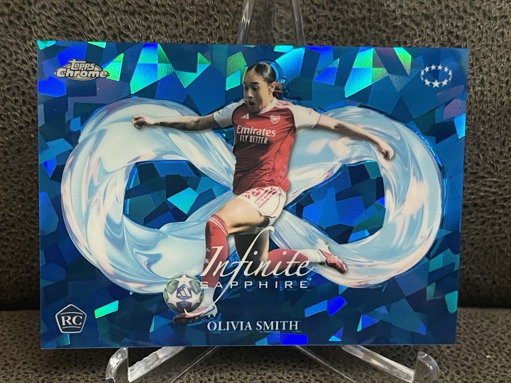 🔥Olivia Smith 2026 Topps Chrome Sapphire UEFA Womens Soccer RC INFINITE SSP