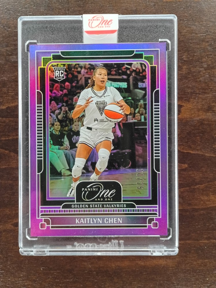 2025 Panini One and One WNBA #19 Kaitlyn Chen Purple #/25