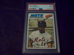 1977 TOPPS #552 PEPE MANGUAL PSA 9