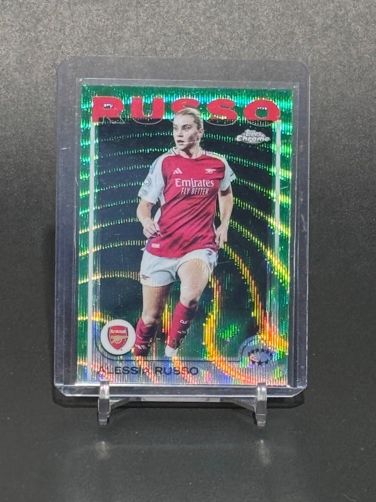 2024-25 Topps Chrome Women&rsquo;s UEFA #100 Alessia Russo Green Wave /99