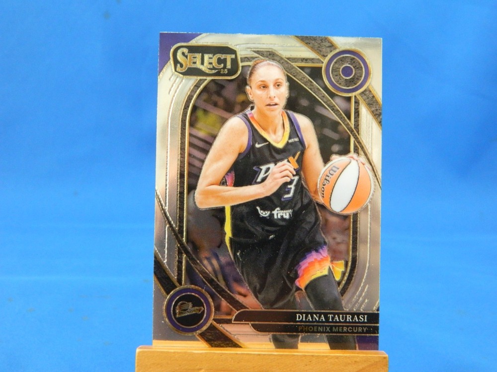 Diana Taurasi #214 WNBA Select 2025 Courtside