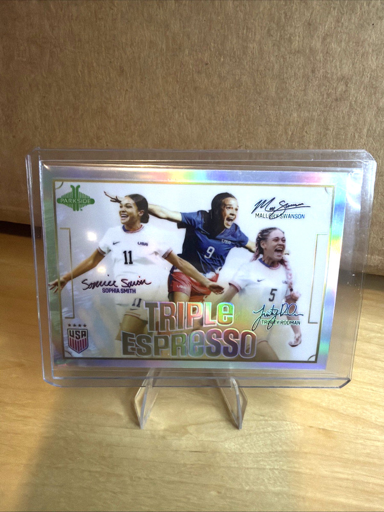Trinity Rodman, Sophia Wilson / Smith, Mallory Swanson Triple Espresso USWNT