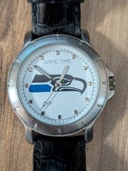 Vintage Game Time Seattle Seahawks NFL Players Watch Late 2000s