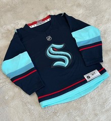 NHL Seattle Kraken #5 Mark Giordano Hockey Jersey Youth Size 4/7