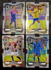 Panini Prizm FIFA World Cup 2026 – Set Builder w/ Silver & Wave Prizms – Pick!