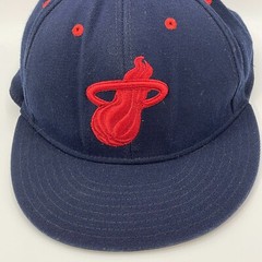 Miami Heat NBA Addidas Baseball Hat Cap Fitted SZ S/M Black Flat Bill Navy Red