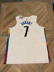 Nike Brooklyn Nets Kevin Durant City Edition Jersey Basquiat, Size 52 BRAND NEW