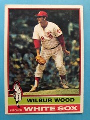 1976 Topps Baseball Cards Complete Your set – You Pick Your Favorites 201-440