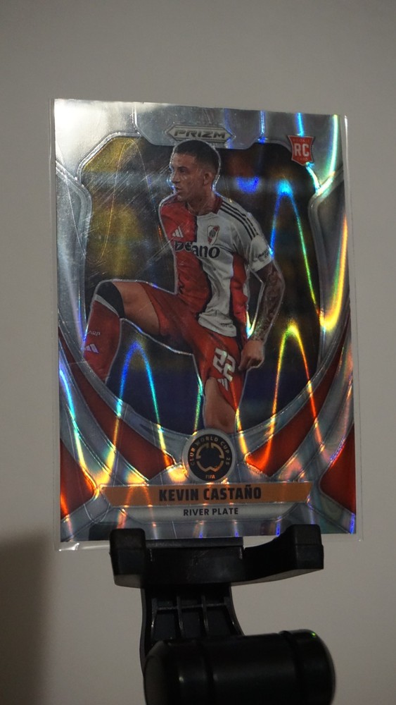 2025 Panini Prizm FIFA Club World Cup #181 Kevin Castano Seismic
